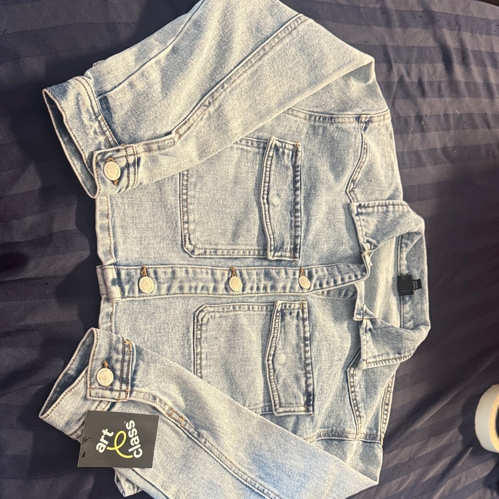 Art Class Women's Light Blue Denim Jacket